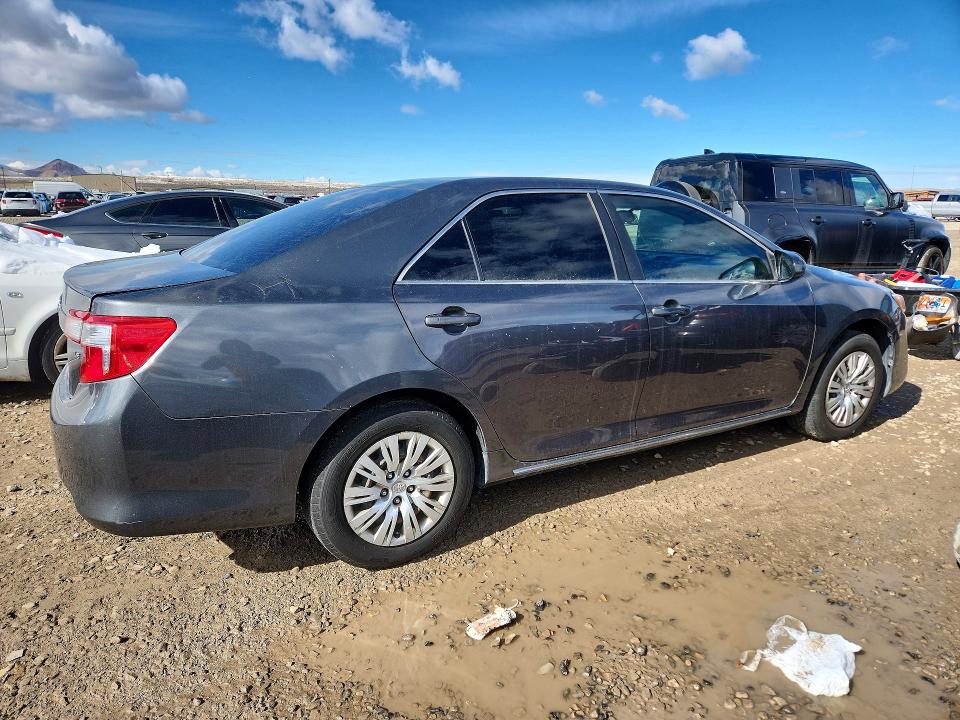Photo 3 from auction – 2013 TOYOTA CAMRY L with VIN 4T1BF1FK3DU643894