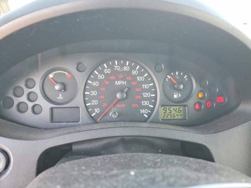 Photo 9 from auction – 2006 FORD FOCUS with VIN 1FAFP31N96W250527