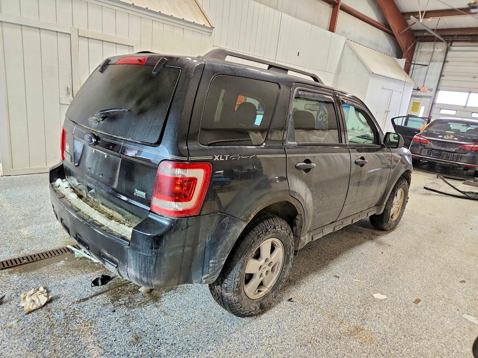 Photo 3 from auction – 2012 FORD ESCAPE XLT with VIN 1FMCU9DG3CKC62645