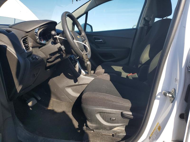 Photo 7 from auction – 2018 CHEVROLET TRAX with VIN 3GNCJKSB3JL325578