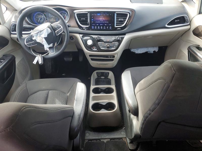 Photo 8 from auction – 2017 CHRYSLER PACIFICA with VIN 2C4RC1DG8HR722071