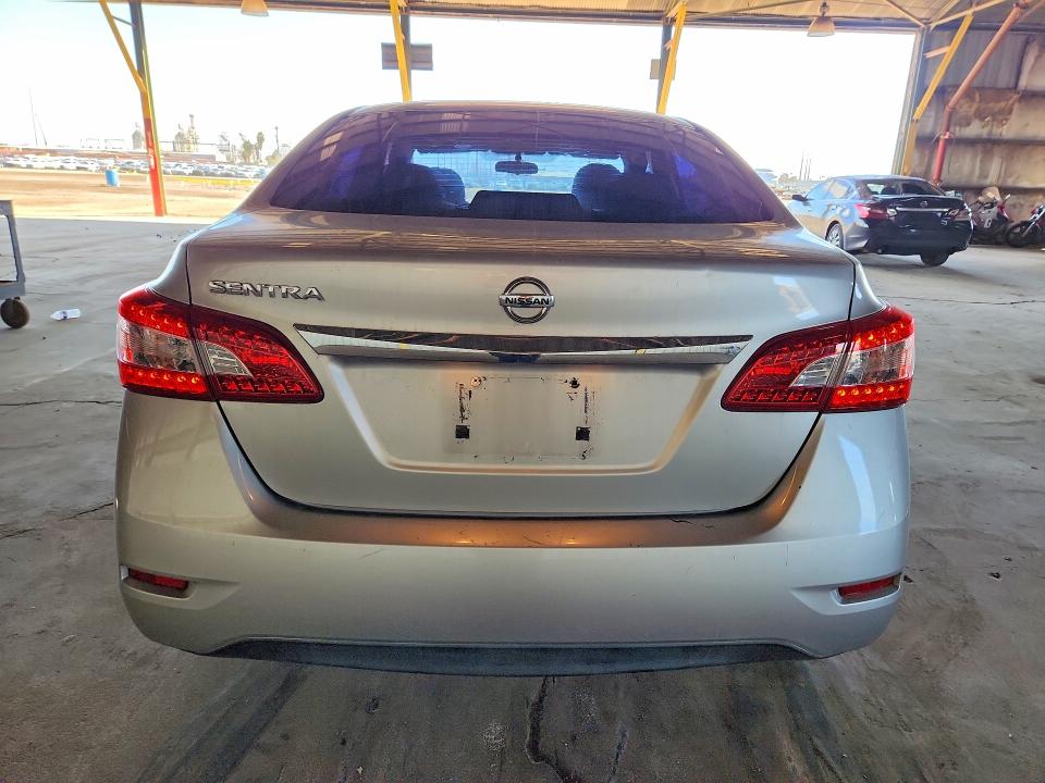 Photo 6 from auction – 2015 NISSAN SENTRA with VIN 3N1AB7AP9FY343054