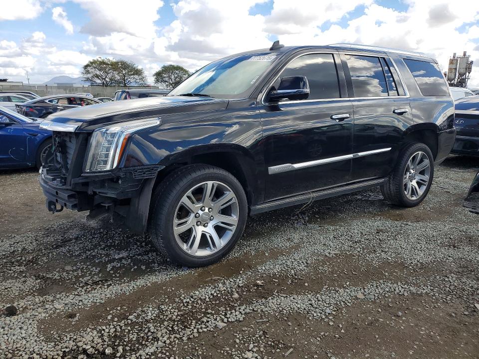 CADILLAC ESCALADE 2016 with VIN 1GYS3CKJXGR390869 - Photo from auction