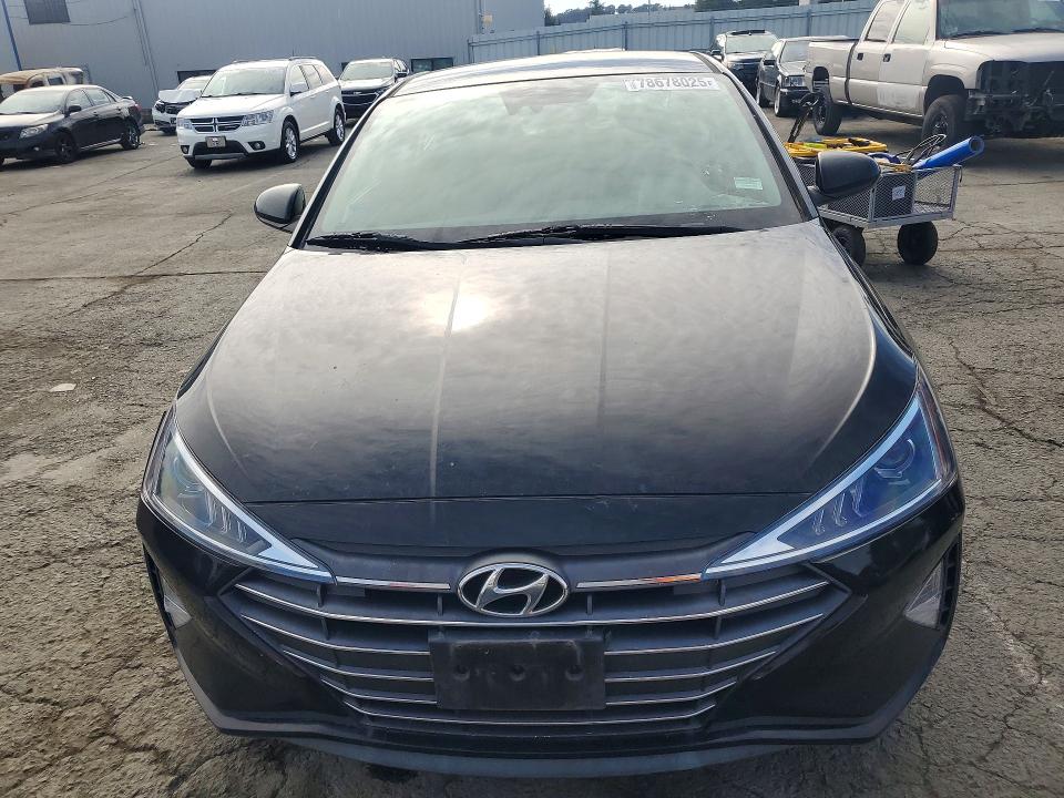 Photo 5 from auction – 2020 HYUNDAI ELANTRA with VIN KMHD84LF2LU985802
