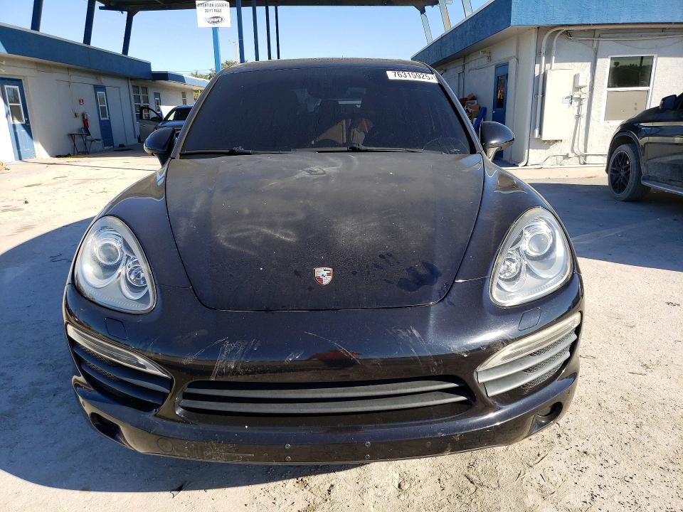 Photo 5 from auction – 2012 PORSCHE CAYENNE S with VIN WP1AB2A26CLA44807