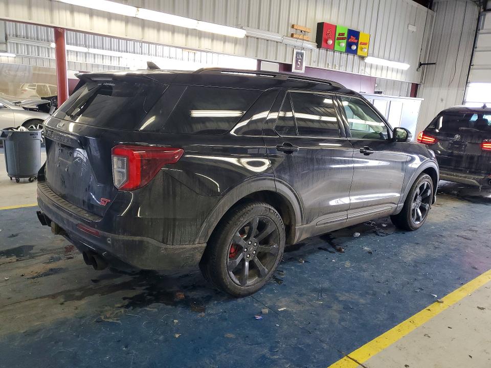 Фото 3 с аукциона – 2022 FORD EXPLORER с VIN 1FM5K8GC8NGA97019