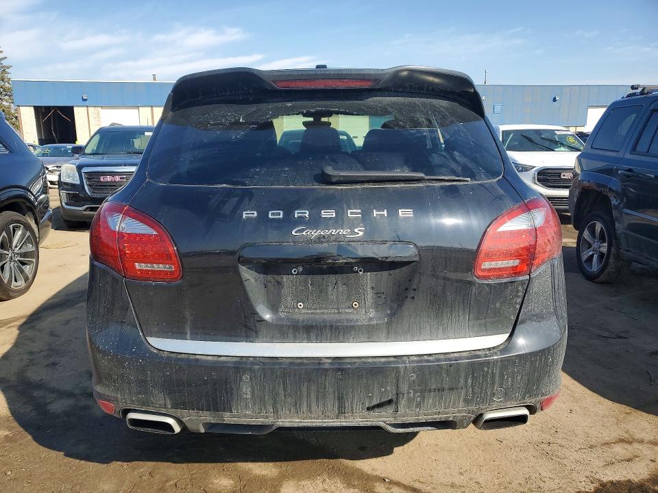 Photo 6 from auction – 2014 PORSCHE CAYENNE with VIN WP1AB2A27ELA57858