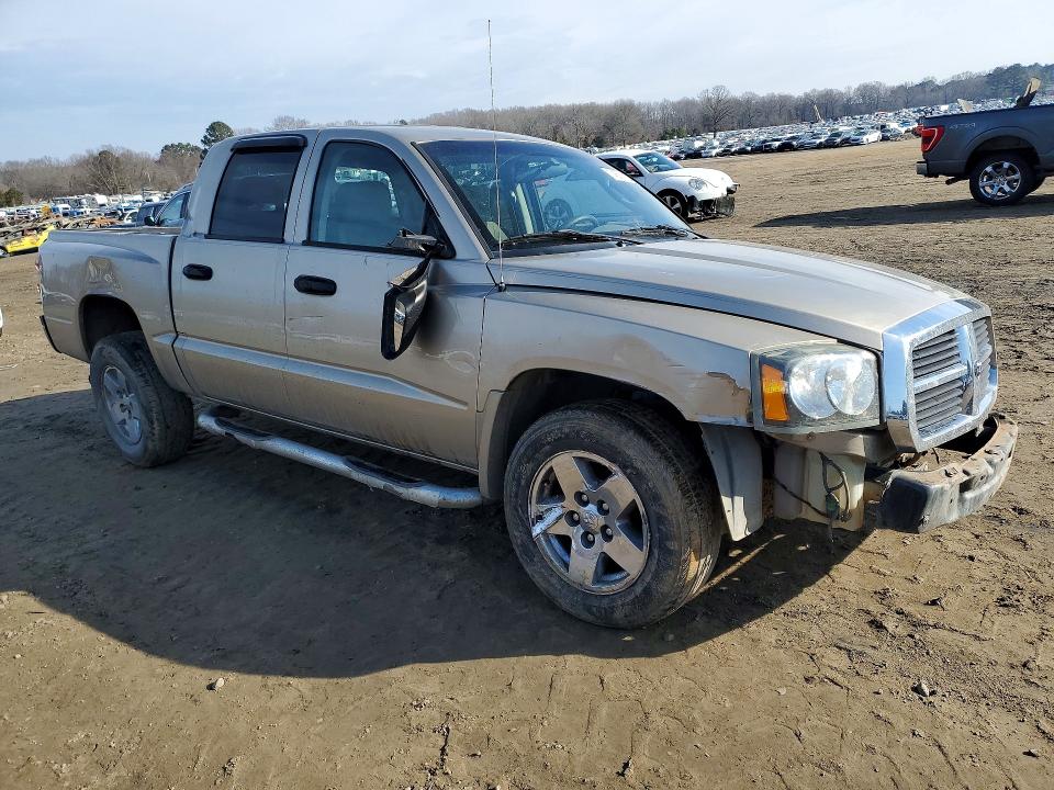 Photo 4 from auction – 2006 DODGE DAKOTA with VIN 1D7HE48N65S186950