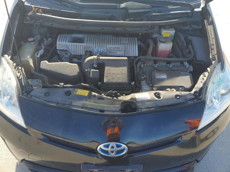 Zdjęcie 11 z aukcji – 2015 TOYOTA PRIUS z VIN JTDKN3DU8F1909759