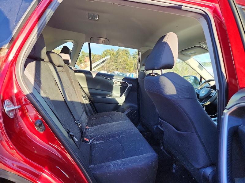 Photo 11 from auction – 2019 TOYOTA RAV4 LE with VIN 2T3F1RFV1KC017372