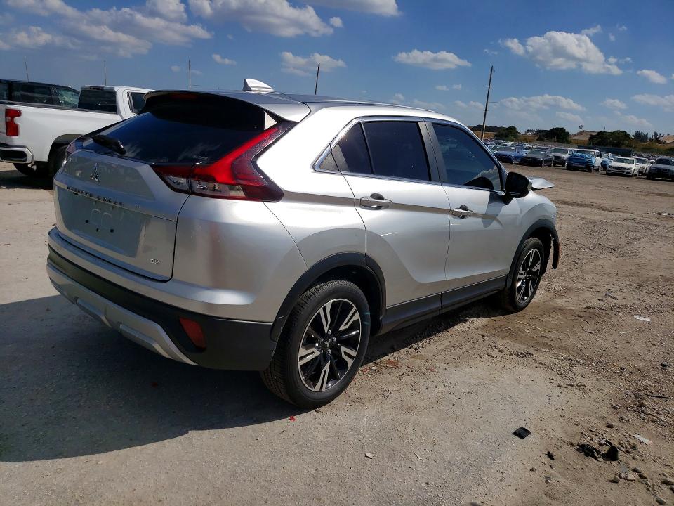 Photo 3 from auction – 2024 MITSUBISHI ECLIPSE CROSS with VIN JA4ATWAA1RZ000761