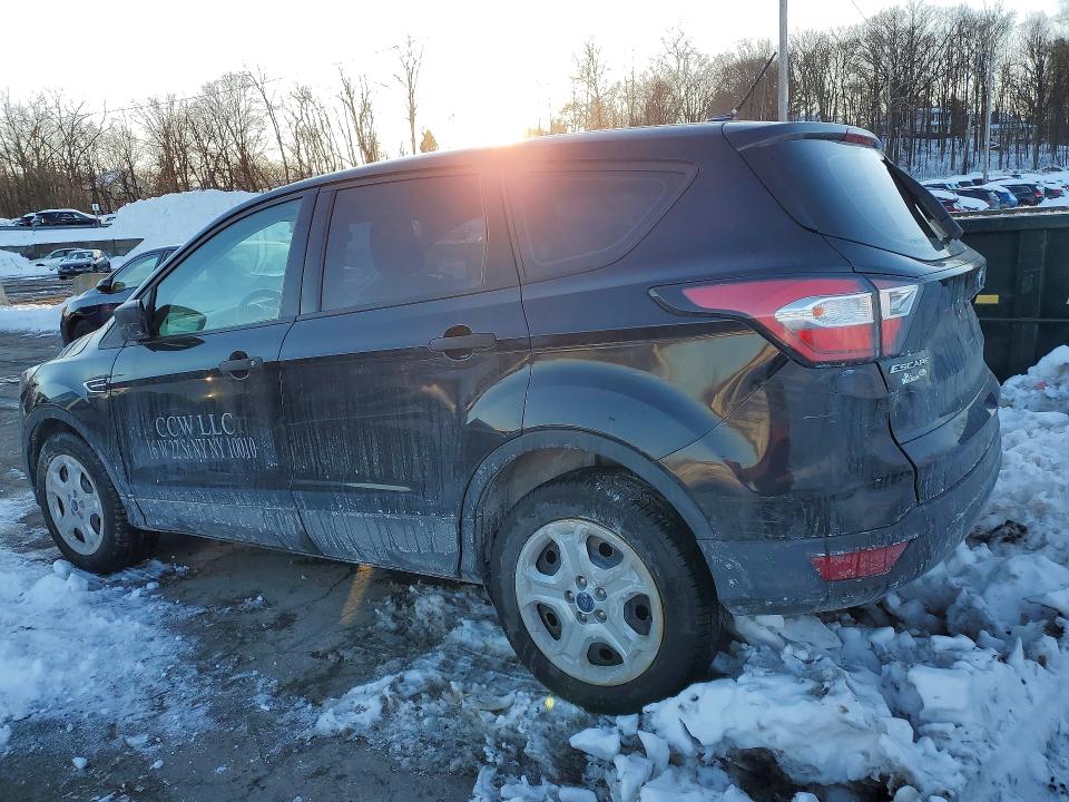 Photo 2 from auction – 2018 FORD ESCAPE with VIN 1FMCU0F7XJUB26863