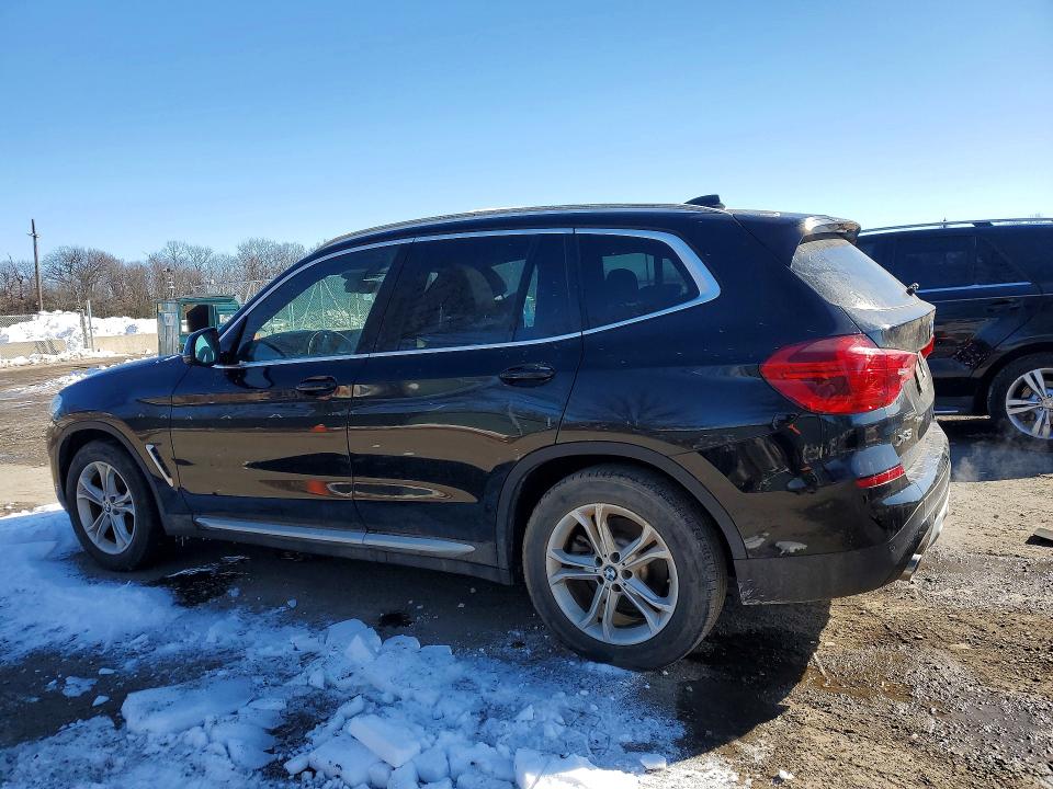 Photo 2 from auction – 2019 BMW X3 with VIN 5UXTR7C55KLF27280
