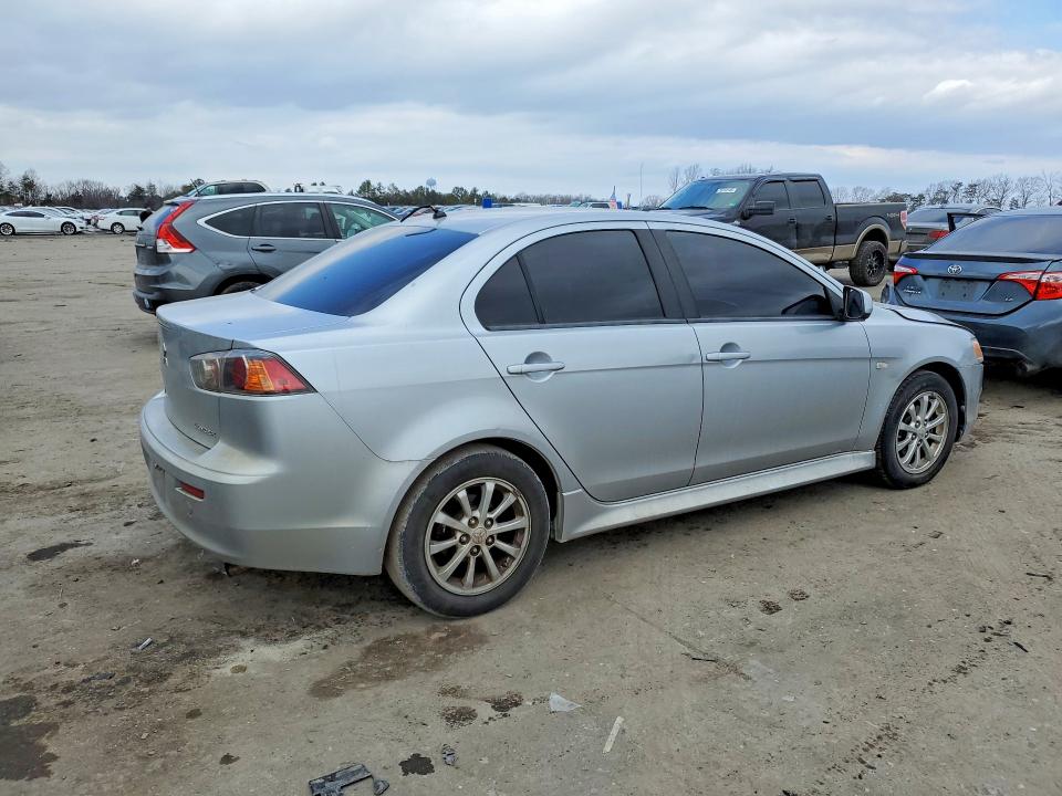 Zdjęcie 3 z aukcji – 2014 MITSUBISHI LANCER z VIN JA32U2FU2EU001197