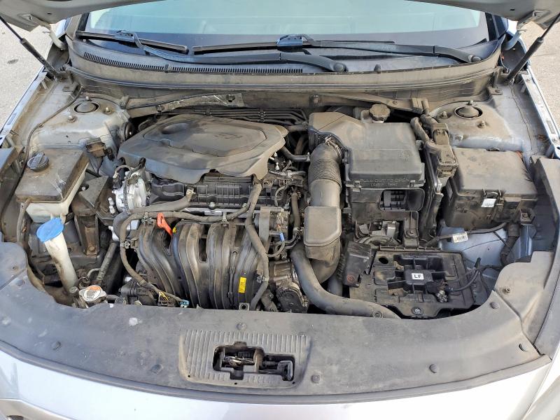 Photo 11 from auction – 2017 HYUNDAI SONATA SE with VIN 5NPE24AF5HH439235