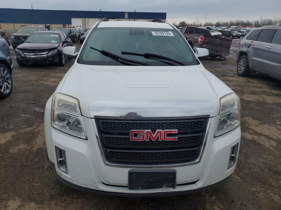 Photo 5 from auction – 2015 GMC TERRAIN with VIN 2GKALREK7F6420336
