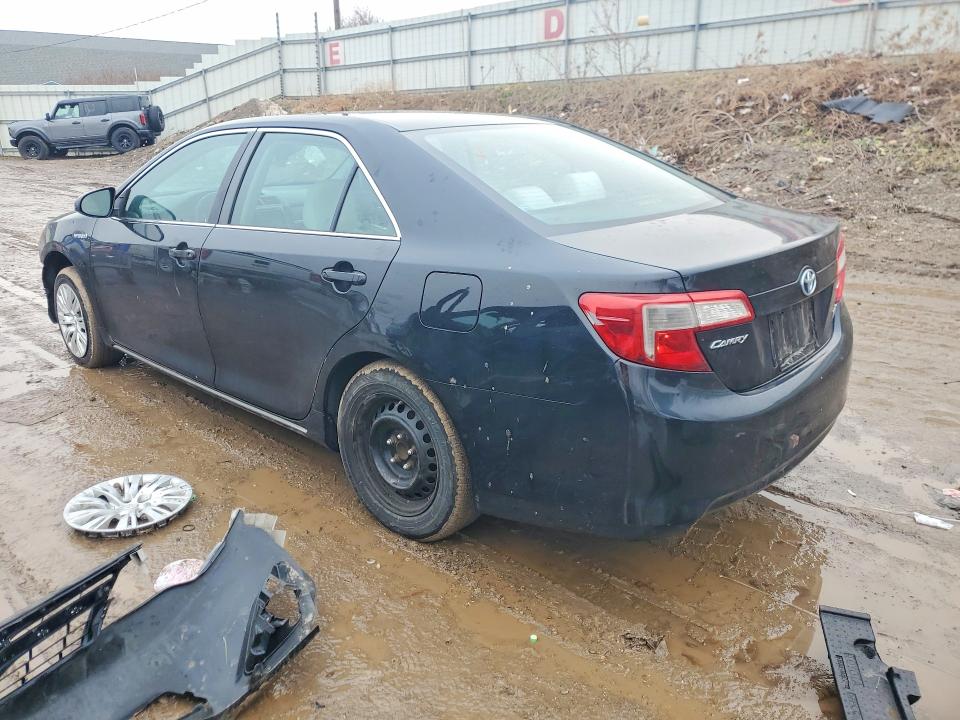 Photo 2 from auction – 2014 TOYOTA CAMRY with VIN 4T1BD1FKXEU100839