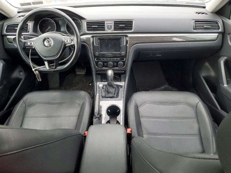 Photo 8 from auction – 2017 VOLKSWAGEN PASSAT SE with VIN 1VWBT7A34HC079276