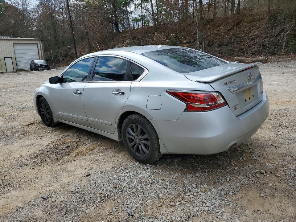 Photo 2 from auction – 2015 NISSAN ALTIMA 2.5 with VIN 1N4AL3AP2FC465465