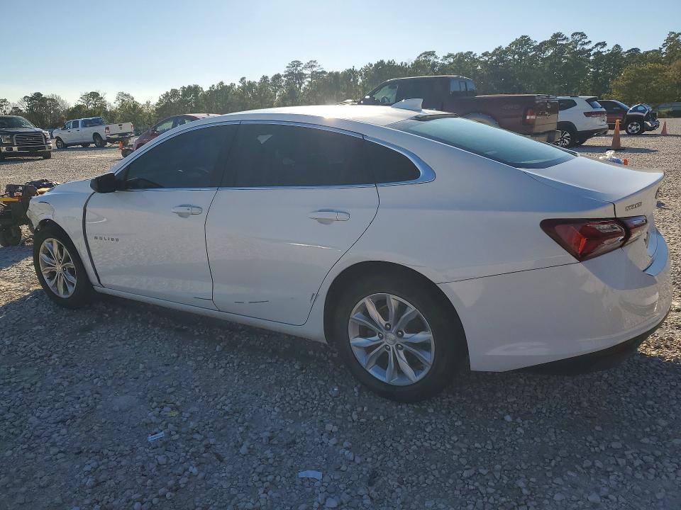 Photo 2 from auction – 2020 CHEVROLET MALIBU with VIN 1G1ZD5ST4LF080347