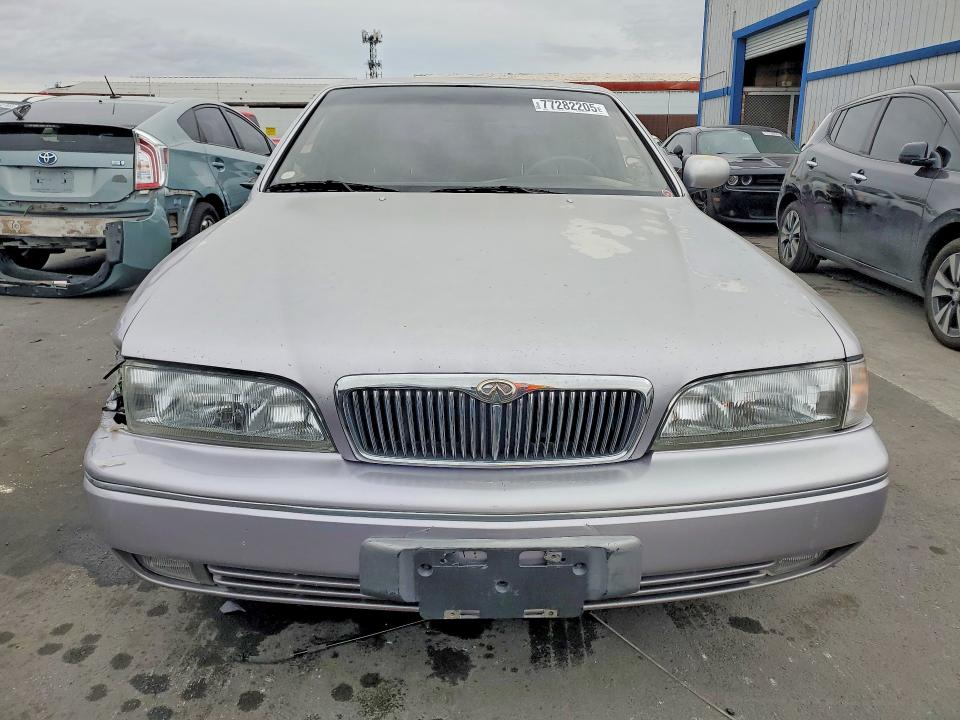 Photo 5 from auction – 1995 INFINITI Q45 with VIN JNKNG01D3SM303058