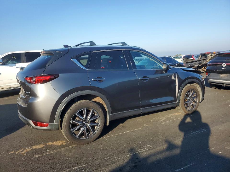 Photo 3 from auction – 2017 MAZDA CX-5 GRAND with VIN JM3KFADL6H0182081