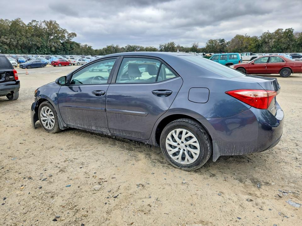 Photo 2 from auction – 2017 TOYOTA COROLLA with VIN 2T1BURHE1HC818176