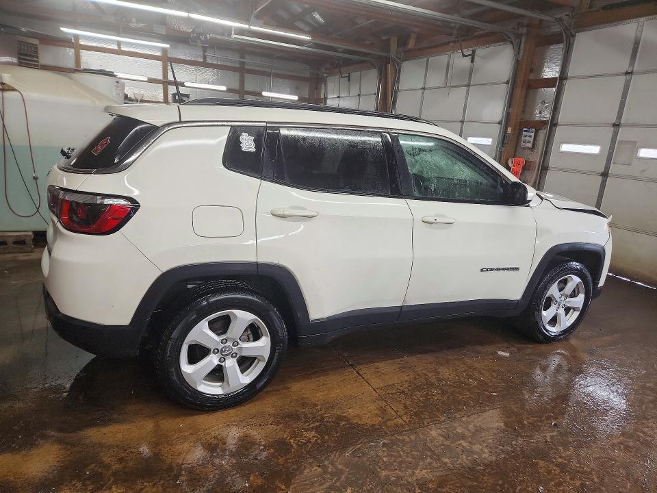 Photo 3 from auction – 2018 JEEP COMPASS LA with VIN 3C4NJCBB3JT377056