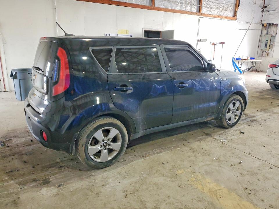 Photo 3 from auction – 2018 KIA SOUL with VIN KNDJN2A27J7574833