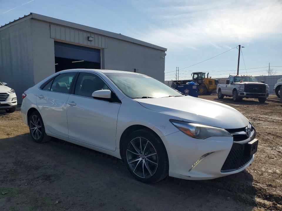 Foto 4 de la subasta – 2016 TOYOTA CAMRY con VIN 4T1BF1FK3GU508077