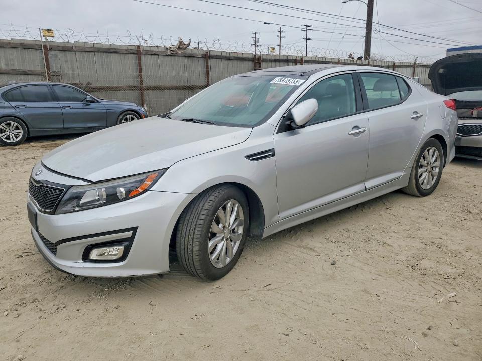 KIA OPTIMA EX 2015 with VIN 5XXGN4A78FG435133 - Photo from auction