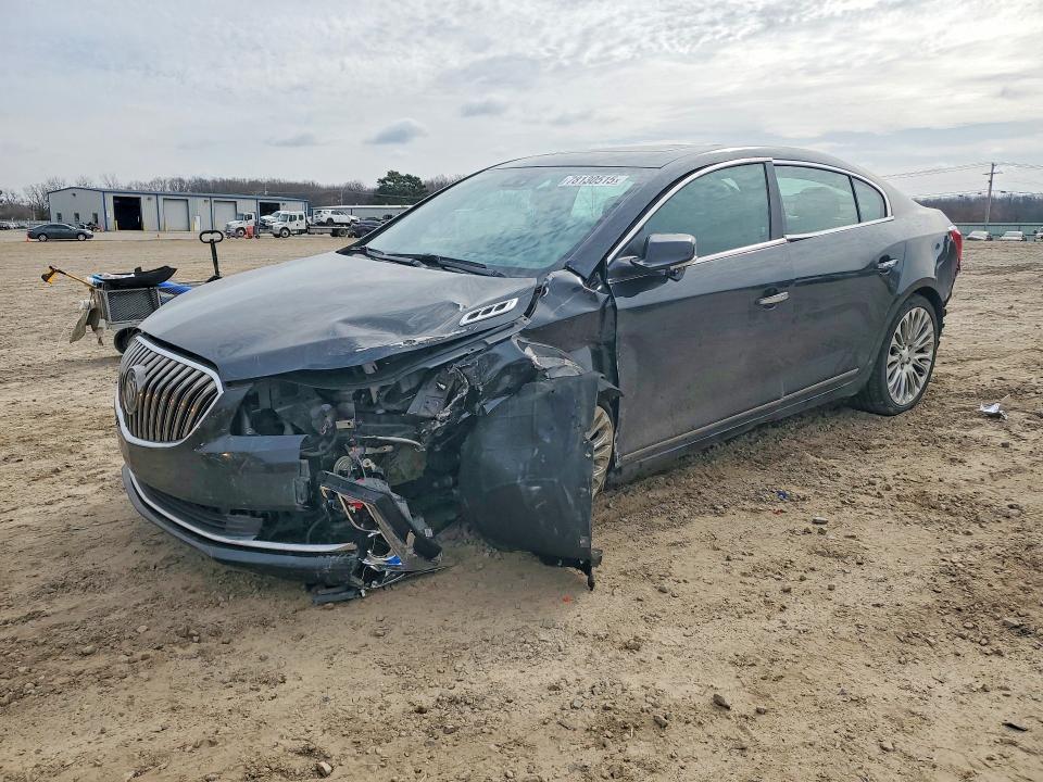 BUICK LACROSSE 2015 with VIN 1G4GF5G3XFF168949 - Photo from auction