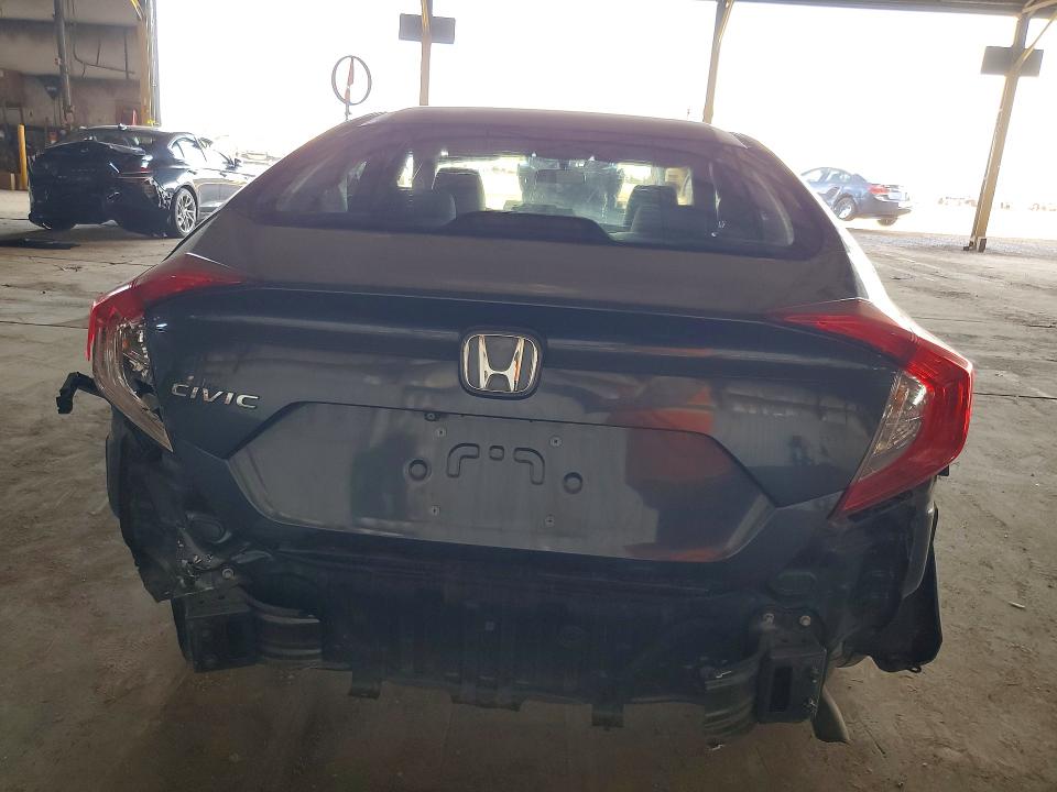 Photo 6 from auction – 2018 HONDA CIVIC with VIN 2HGFC2F5XJH578914