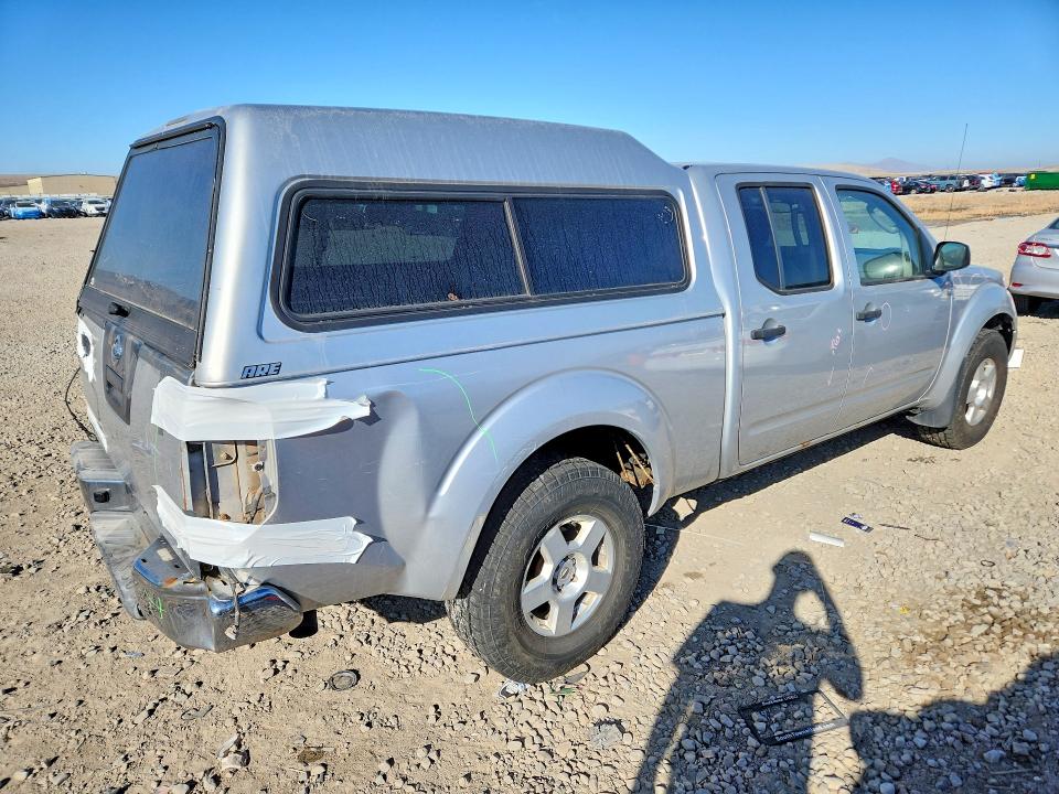 Photo 3 from auction – 2007 NISSAN FRONTIER with VIN 1N6AD09W17C403748