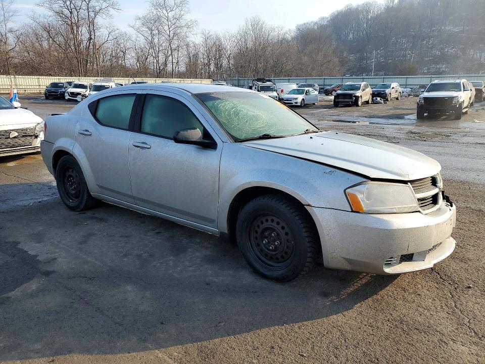 Zdjęcie 4 z aukcji – 2008 DODGE AVENGER SE z VIN 1B3LC46J18N142966