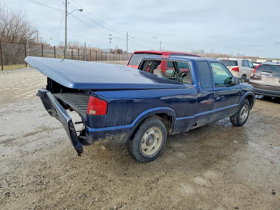 Photo 3 from auction – 2001 GMC SONOMA with VIN 1GTCS19W218253814