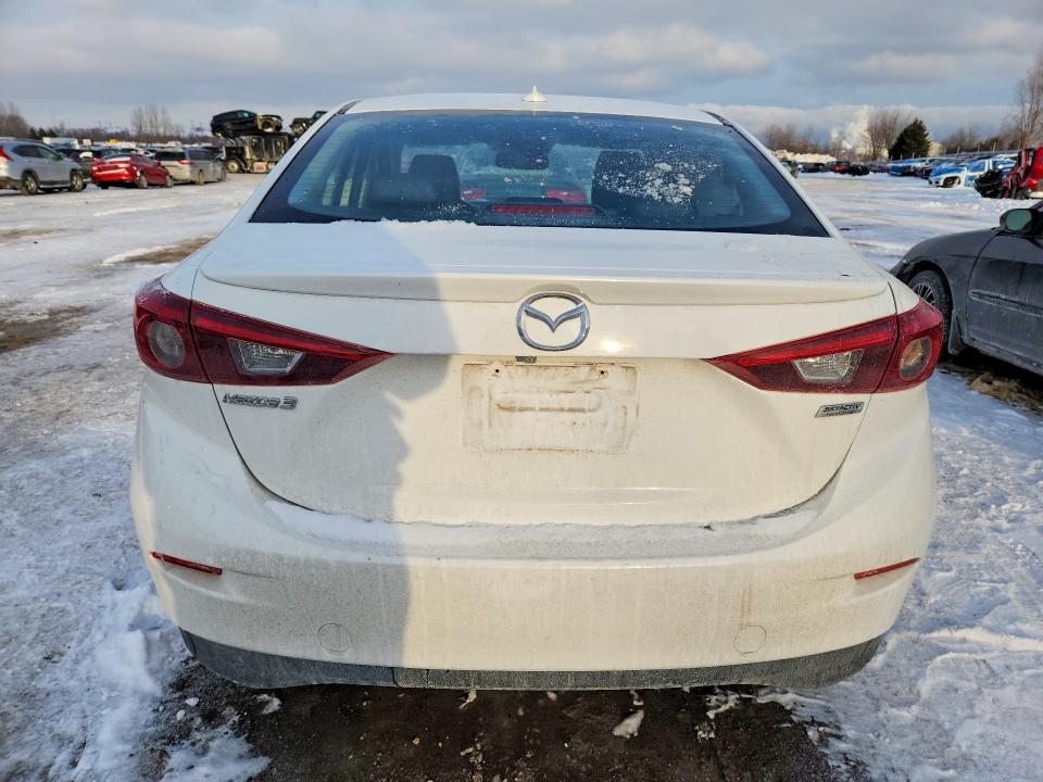 Photo 6 from auction – 2018 MAZDA 3 with VIN JM1BN1W30J1195840