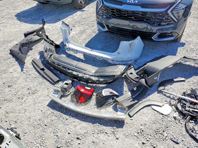 Photo 13 from auction – 2022 GMC TERRAIN with VIN 3GKALPEV5NL301631