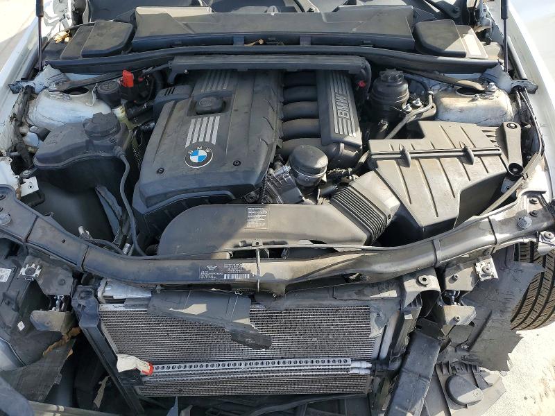 Photo 11 from auction – 2011 BMW 328 I with VIN WBAPH7C52BA802230