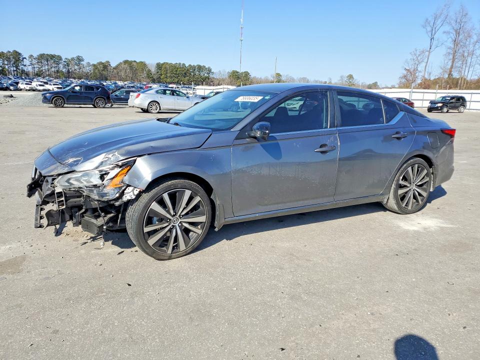 NISS ALTIMA 2022 with VIN 1N4BL4CVXNN409900 - Photo from auction