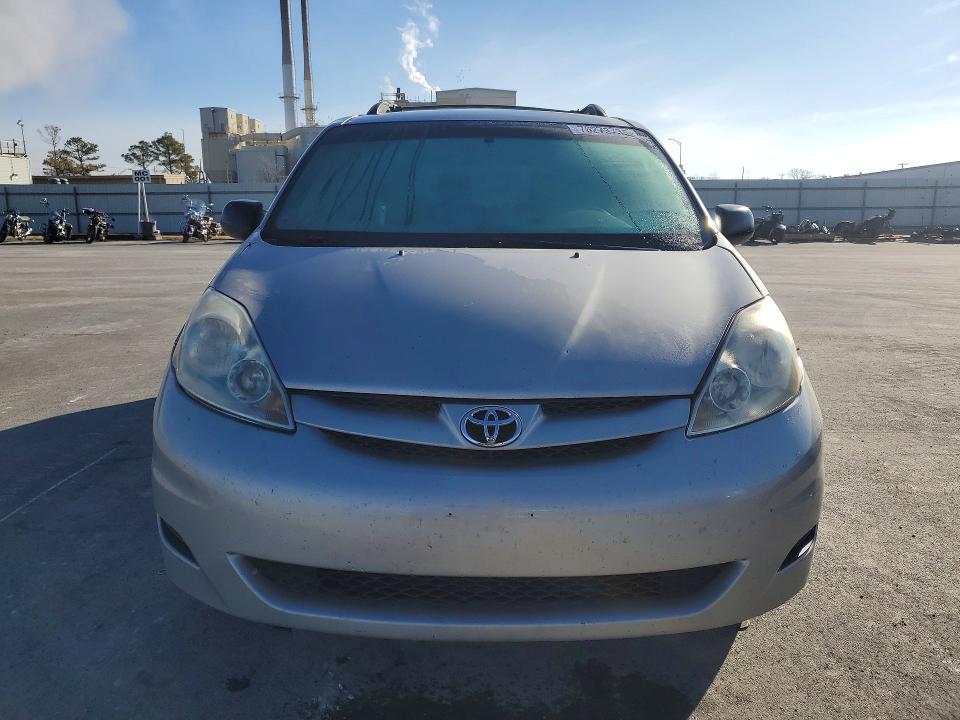 Photo 5 from auction – 2007 TOYOTA SIENNA LE with VIN 5TDBK23C87S000615