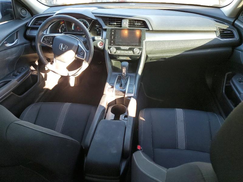 Photo 8 from auction – 2016 HONDA CIVIC with VIN 19XFC2F72GE094711
