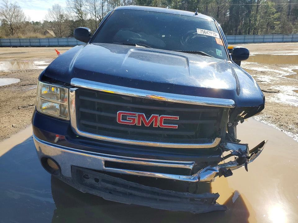 Photo 5 from auction – 2011 GMC SIERRA C15 with VIN 3GTP1VE06BG199555
