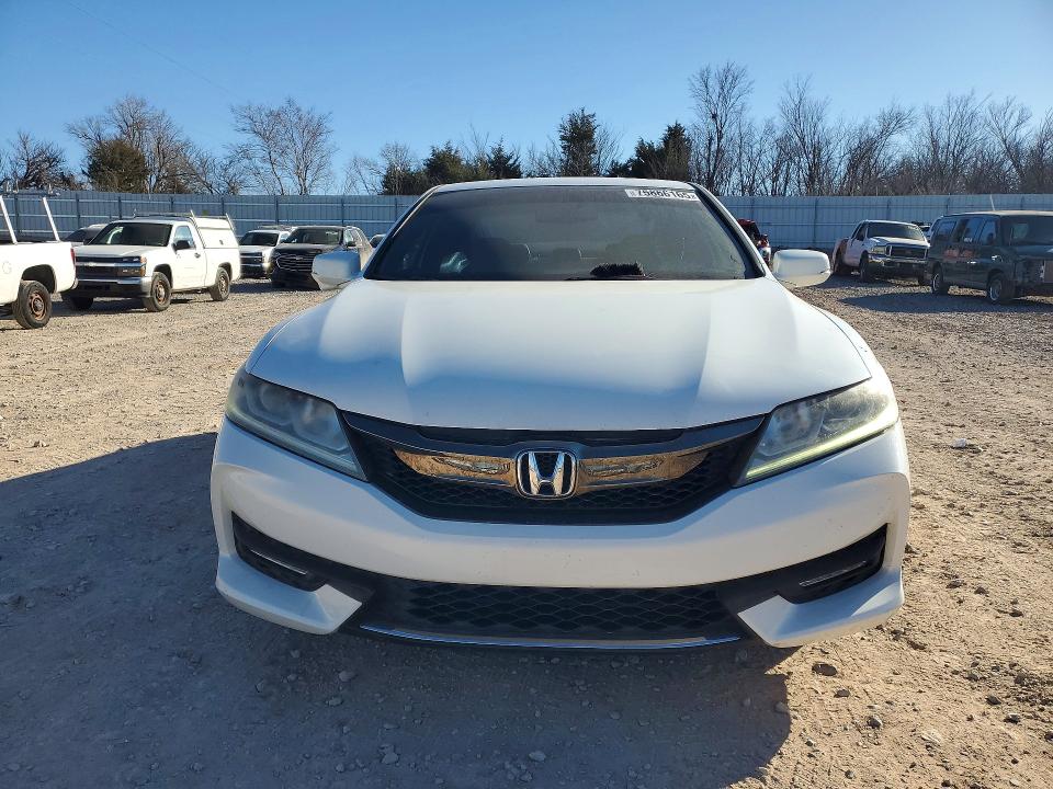 Photo 5 from auction – 2016 HONDA ACCORD with VIN 1HGCT2B81GA002252