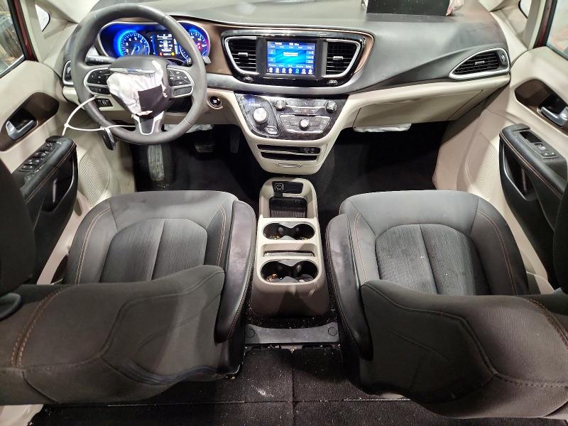 Photo 8 from auction – 2018 CHRYSLER PACIFICA with VIN 2C4RC1CG4JR130061