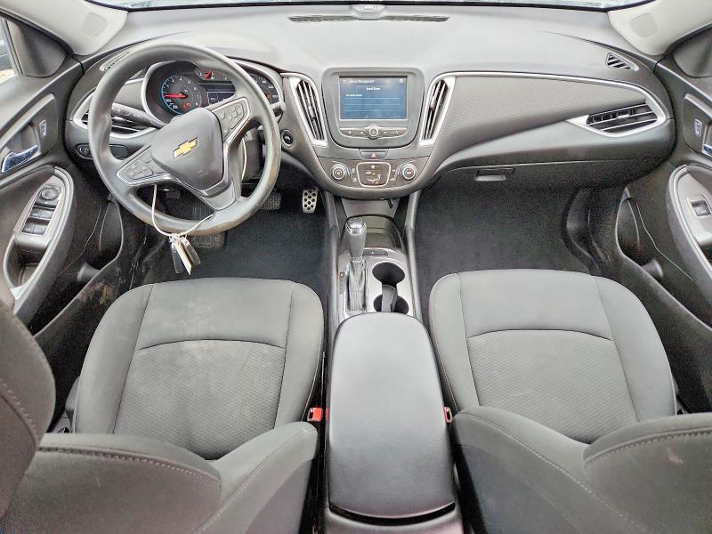 Photo 8 from auction – 2017 CHEVROLET MALIBU with VIN 1G1ZB5ST0HF126687