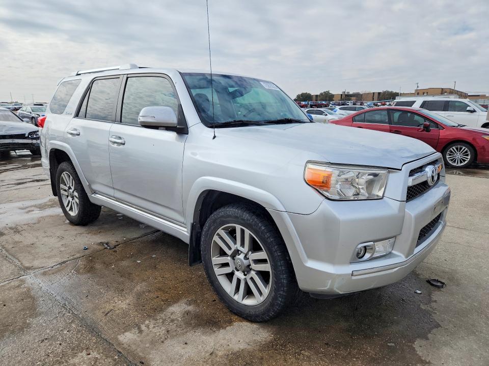 Photo 4 from auction – 2011 TOYOTA 4RUNNER with VIN JTEZU5JR5B5027363
