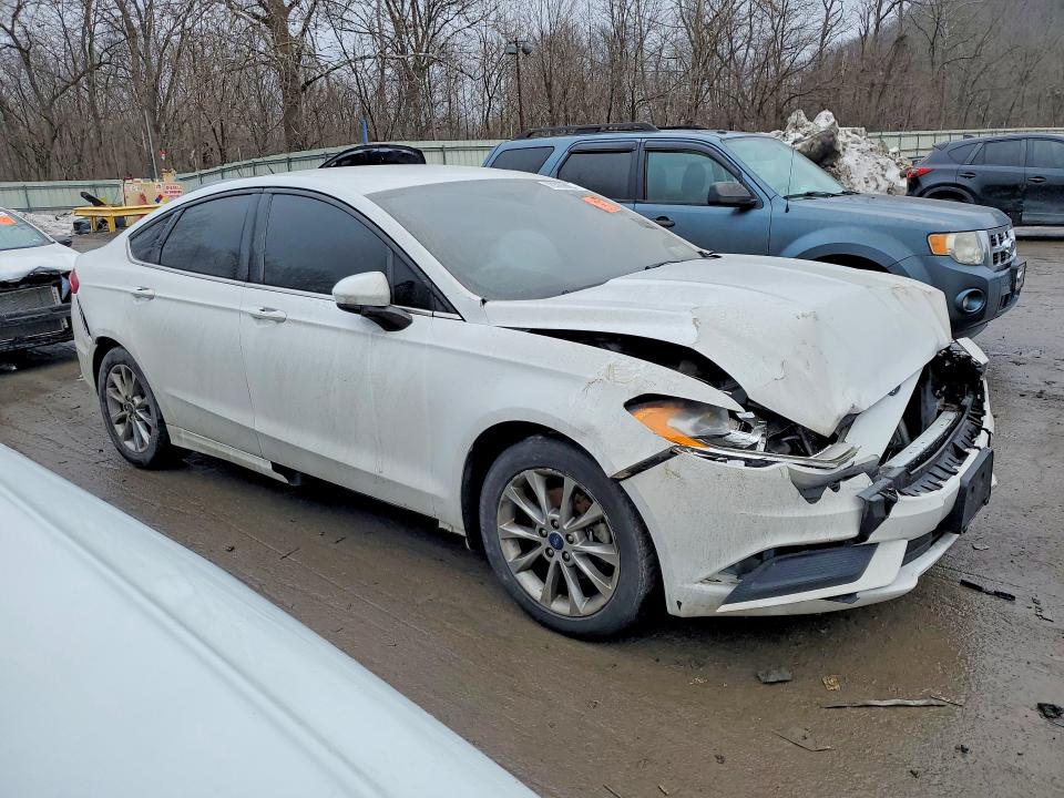 Photo 4 from auction – 2017 FORD FUSION with VIN 3FA6P0H73HR348156