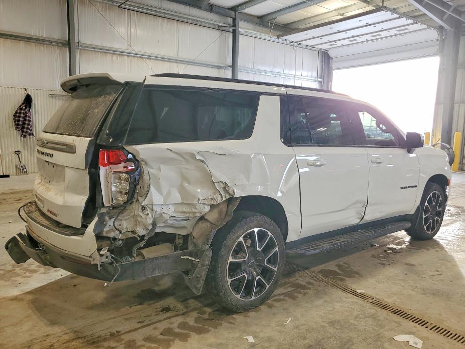 Photo 3 from auction – 2022 CHEVROLET SUBURBAN with VIN 1GNSKEKT6NR244754