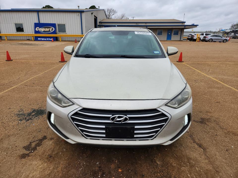 Photo 5 from auction – 2018 HYUNDAI ELANTRA SE with VIN KMHD84LF4JU596348
